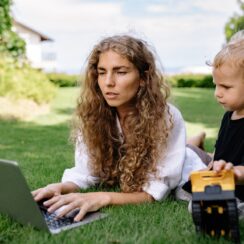 Best Online Degree Choices For Moms